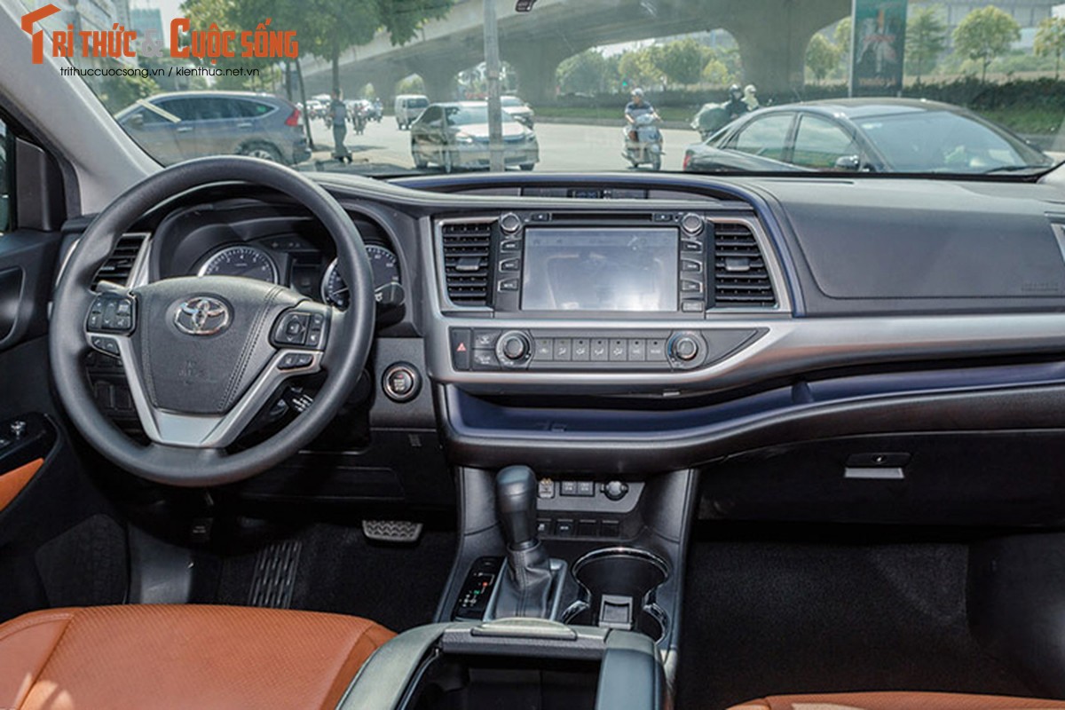 Toyota Highlander LE 2017 &quot;thet gia&quot; hon 3 ty tai Ha Noi-Hinh-5